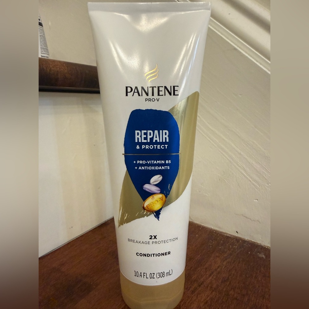 NWT Pantene Pro-V Repair & Protect Conditioner